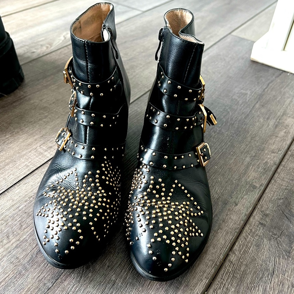 Western boots. Leather.  Size 38.